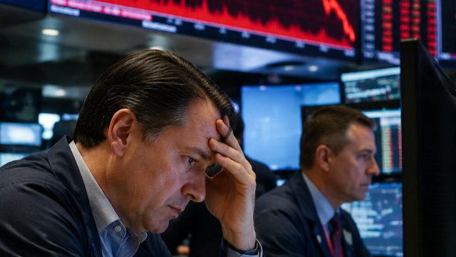 Tech Stocks Tumble as Semicond